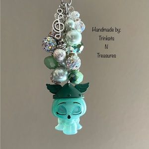 Opera Singer Haunted Mansion Doorables Purse Charm